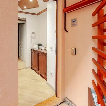Storico Syc Favoloso 2camere 2bagni Апартаменты Арона